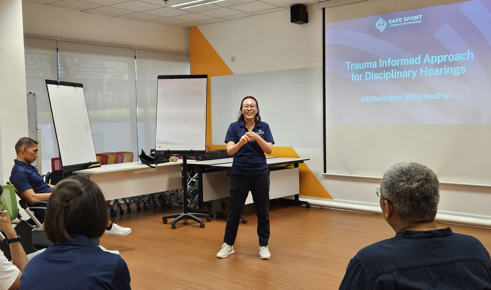 Trainer Jolie opens the session.